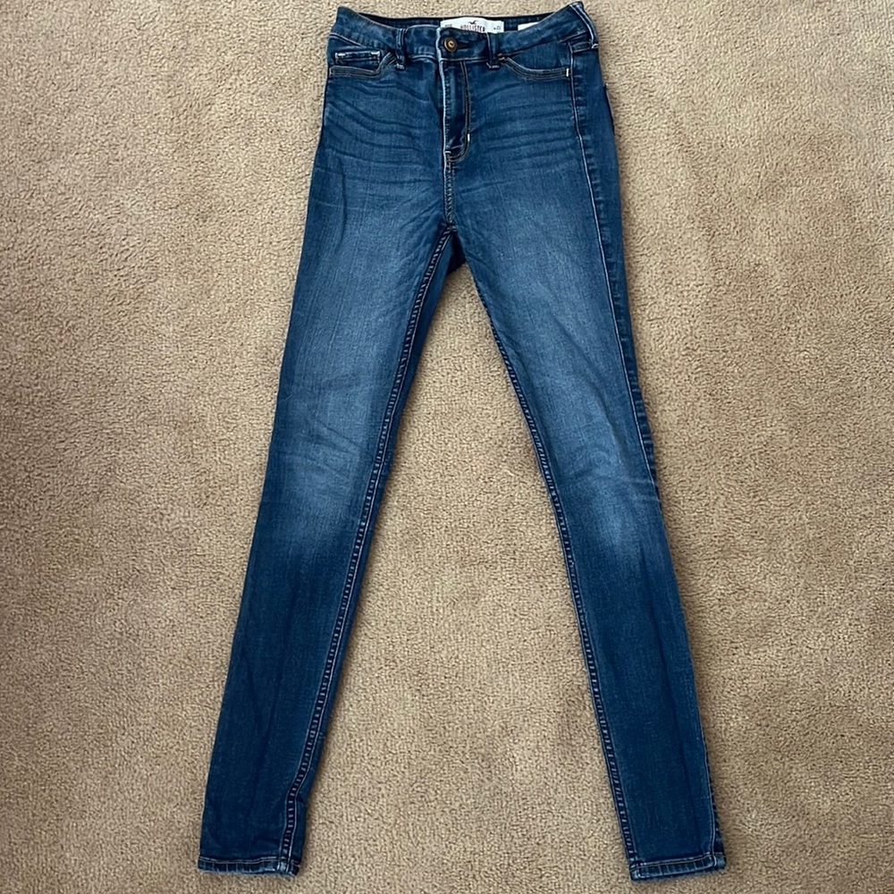00 Hollister High Rise Super Skinny Jeans